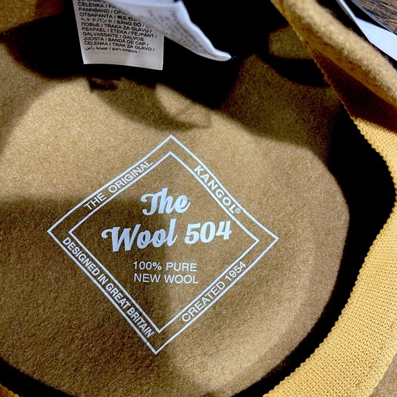 Kangol 504 wool cap in beige. Brand new with tags. - Picture 2 of 4